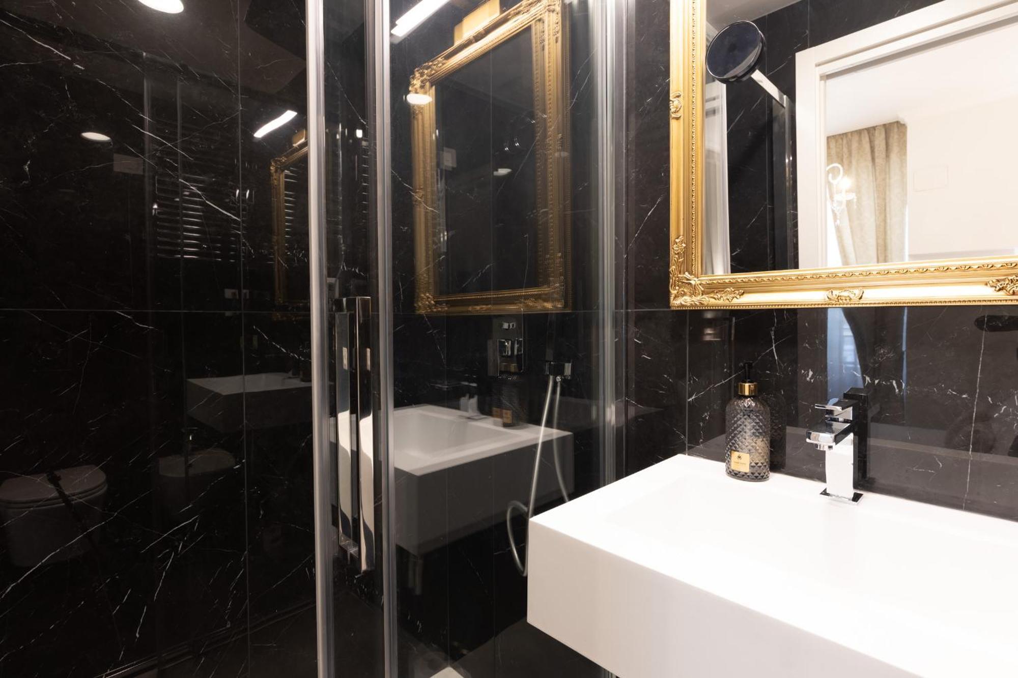 De Vince Suites - Luxury Rooms - Roma Termini Экстерьер фото